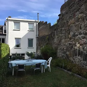 ** Bed & Breakfast De Stadswal Nederland